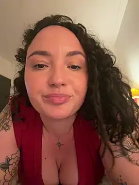 Snapshot of Orgasmille chatting on July 5, 8:27 pm Orgasmille online show from July 5, 8:27 pm