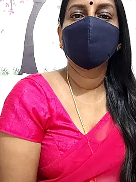 Snapshot of Tamil_Meera12 chatting on September 19, 6:41 pm Tamil Meera12 online show from September 19, 6:41 pm