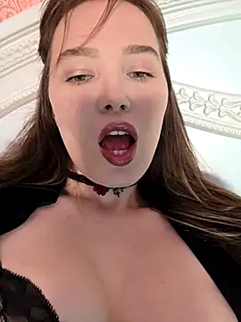 GoddessYanaMironova online show from April 25, 7:55 pm