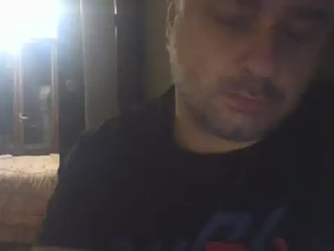 Snapshot of NAvoglia chatting on October 26, 8:04 pm NAvoglia online show from October 26, 8:04 pm