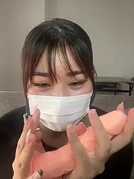 Snapshot of Rara__oo chatting on February 10, 6:09 am Rara oo online show from February 10, 6:09 am