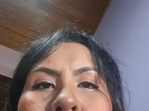 kyliebigboobs online show from May 11, 12:27 am