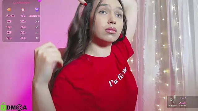 Snapshot of Arianahot777 chatting on March 14, 12:32 am Arianahot777 online show from March 14, 12:32 am