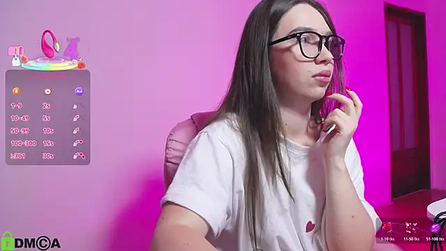 Snapshot of Arianahot777 chatting on December 16, 9:20 pm Arianahot777 online show from December 16, 9:20 pm