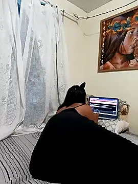 Pantaneirasexy online show from February 6, 11:15 pm