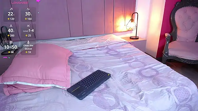 Snapshot of Engelth_ chatting on February 15, 1:16 pm Engelth online show from February 15, 1:16 pm