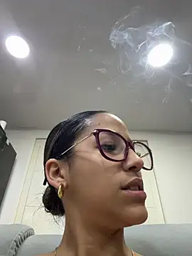 Snapshot of vicky_bass chatting on November 5, 10:32 pm vicky bass online show from November 5, 10:32 pm