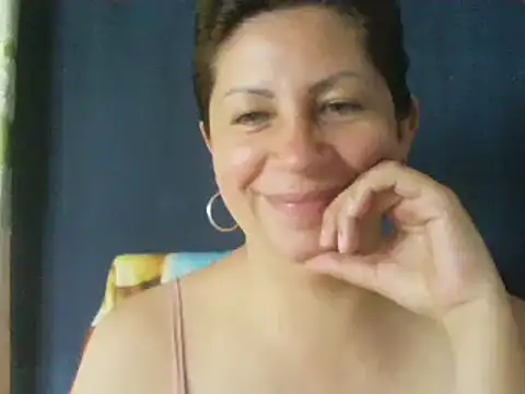 Snapshot of xxsexycutexxx chatting on March 19, 2:35 pm xxsexycutexxx online show from March 19, 2:35 pm