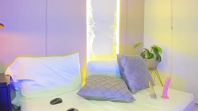 dalila harris online show from February 5, 8:13 pm