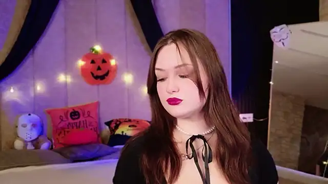 Kendra Parlow online show from October 30, 8:42 pm