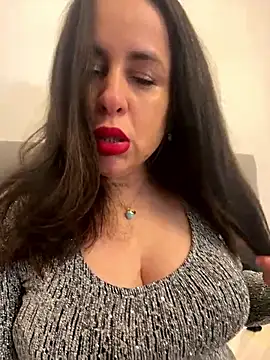 laarti online show from January 7, 11:12 am