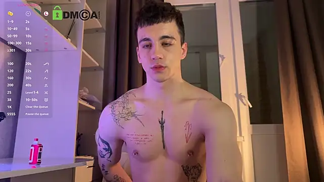 Snapshot of VincentSmith02 chatting on December 17, 12:16 am VincentSmith02 online show from December 17, 12:16 am