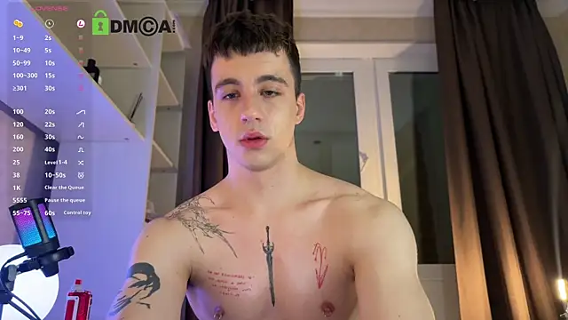 Snapshot of VincentSmith02 chatting on December 18, 12:17 am VincentSmith02 online show from December 18, 12:17 am