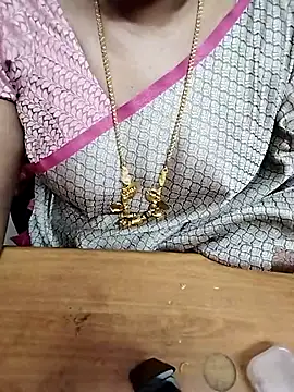 Tamil Radha online show from October 8, 5:43 pm