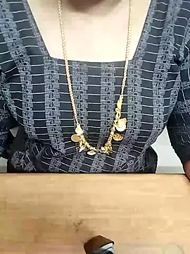 Tamil Radha online show from October 9, 11:47 pm