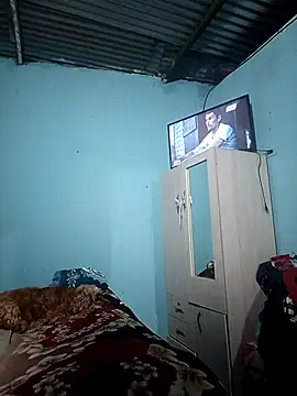 Ariell Kieran online show from February 13, 1:23 am