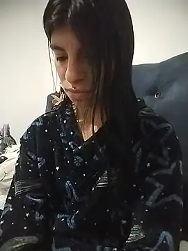 Ariell Kieran online show from July 15, 1:55 am