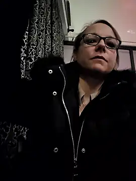 Snapshot of Fuxy-love69 chatting on January 6, 3:49 pm Fuxy-love69 online show from January 6, 3:49 pm