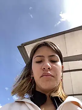 Snapshot of Andrea18_blonde chatting on November 10, 2:38 pm Andrea18 blonde online show from November 10, 2:38 pm