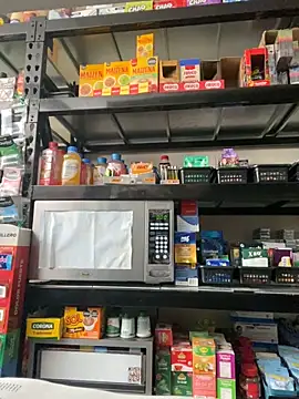 Snapshot of Andrea18_blonde chatting on November 27, 2:19 pm Andrea18 blonde online show from November 27, 2:19 pm