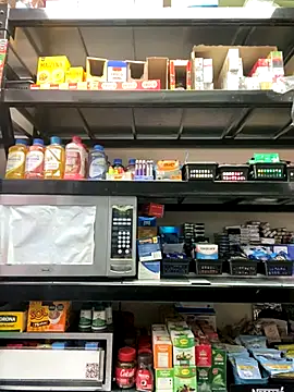 Snapshot of Andrea18_blonde chatting on December 2, 2:34 pm Andrea18 blonde online show from December 2, 2:34 pm