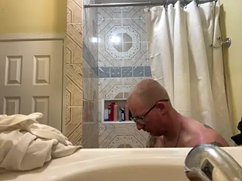 Snapshot of ClimbedCaelum chatting on January 10, 5:09 am ClimbedCaelum online show from January 10, 5:09 am