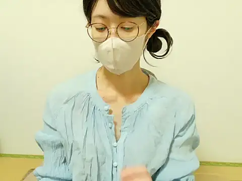 Snapshot of RIO_o0 chatting on October 18, 5:32 am RIO o0 online show from October 18, 5:32 am