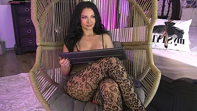 Amber Luna online show from March 13, 12:35 pm