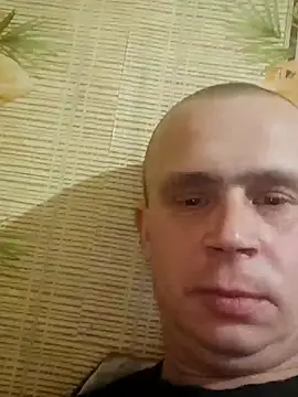 Snapshot of alex_brow_n chatting on January 31, 7:51 pm alex brow n online show from January 31, 7:51 pm