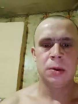 Snapshot of alex_brow_n chatting on February 3, 7:10 pm alex brow n online show from February 3, 7:10 pm