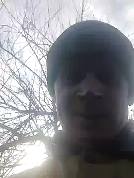 Snapshot of alex_brow_n chatting on February 5, 9:04 am alex brow n online show from February 5, 9:04 am