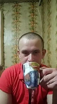 Snapshot of alex_brow_n chatting on February 10, 4:36 pm alex brow n online show from February 10, 4:36 pm