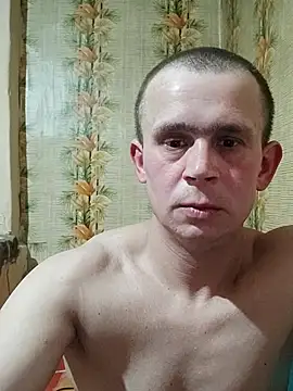 Snapshot of alex_brow_n chatting on February 16, 5:48 pm alex brow n online show from February 16, 5:48 pm