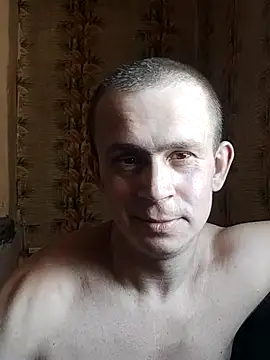 Snapshot of alex_brow_n chatting on February 22, 11:35 am alex brow n online show from February 22, 11:35 am