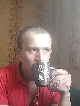 Snapshot of alex_brow_n chatting on March 1, 12:01 pm alex brow n online show from March 1, 12:01 pm