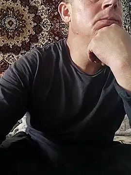 Snapshot of alex_brow_n chatting on September 22, 7:21 am alex brow n online show from September 22, 7:21 am