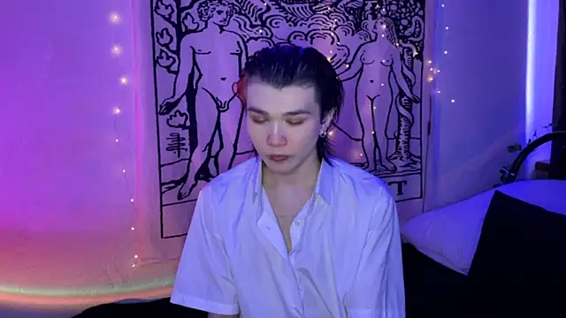 Snapshot of rennnuts chatting on February 17, 10:07 am rennnuts online show from February 17, 10:07 am