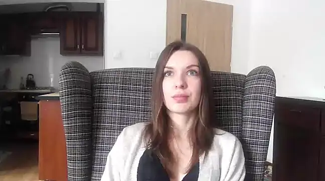 Snapshot of aurora_lust chatting on February 6, 11:21 am aurora lust online show from February 6, 11:21 am