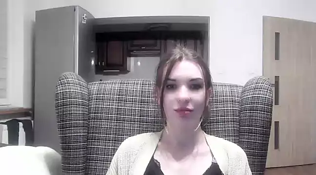 Snapshot of aurora_lust chatting on March 5, 5:39 pm aurora lust online show from March 5, 5:39 pm