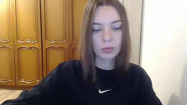 Snapshot of aurora_lust chatting on December 2, 6:30 am aurora lust online show from December 2, 6:30 am