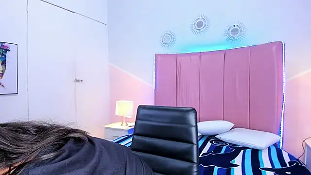 Liiam smith  online show from October 16, 1:56 pm