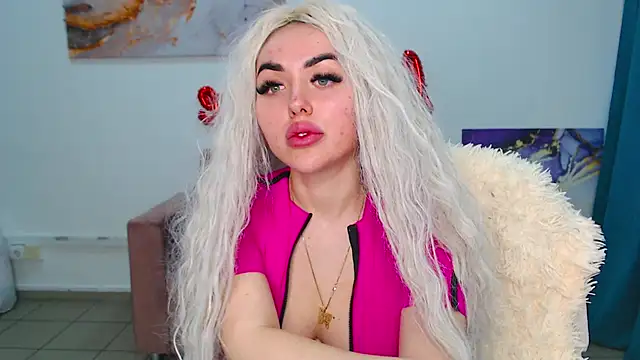 Snapshot of MissisCaty chatting on March 16, 9:49 am MissisCaty online show from March 16, 9:49 am