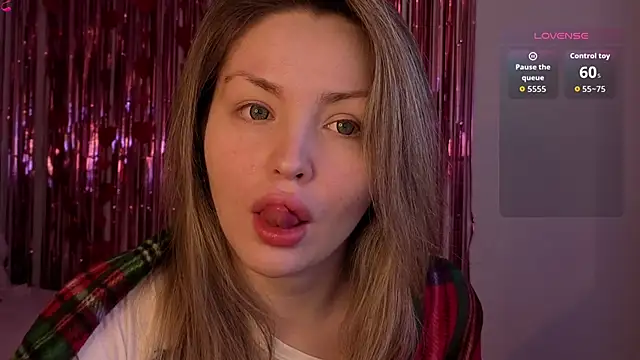 Lora Rosee online show from April 30, 2:23 pm