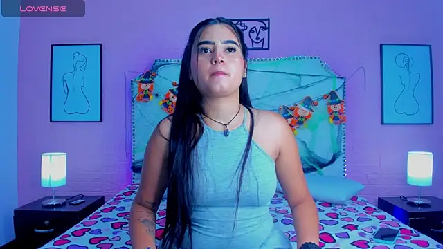  Emma whiitee  online show from October 26, 12:55 pm