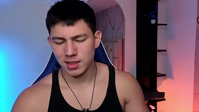 JamesCr  online show from July 23, 12:25 pm
