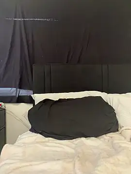 Snapshot of nadia06 chatting on February 22, 7:23 pm nadia06 online show from February 22, 7:23 pm