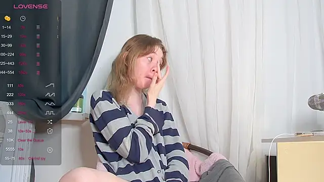 Kellybbface online show from July 16, 4:29 am