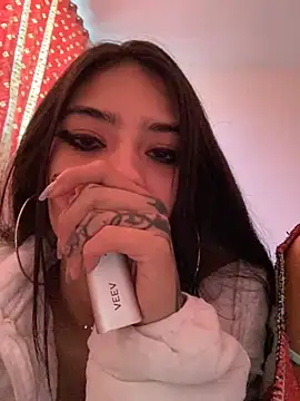 Snapshot of TayylorSexx chatting on March 3, 12:16 pm TayylorSexx online show from March 3, 12:16 pm