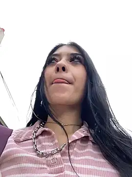 Snapshot of TayylorSexx chatting on March 22, 4:45 am TayylorSexx online show from March 22, 4:45 am