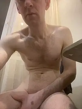 LynnAhNight online show from February 17, 3:14 am